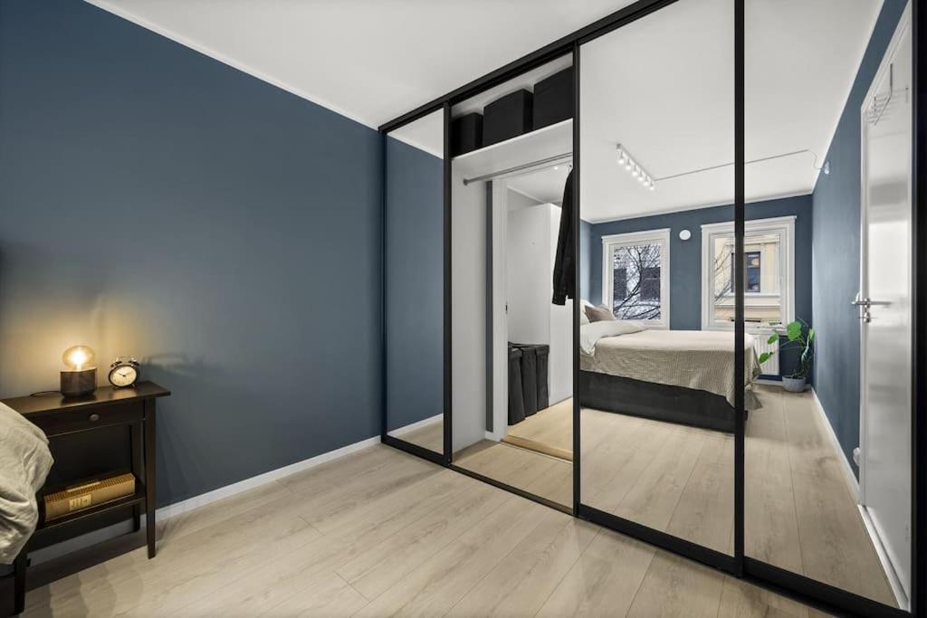Lägenhet Central - Two Bedroom With Stylish Interior - Free Parking -